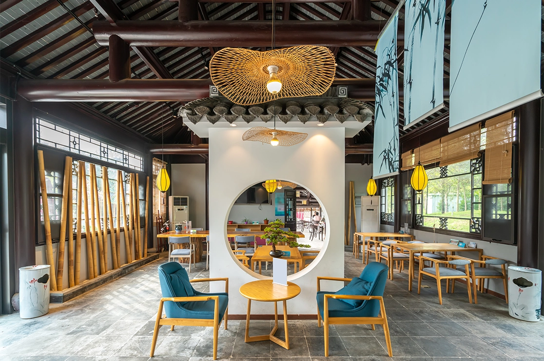 Industrial Restaurant Design: Origins, Key Features, and Mastering the Implementation