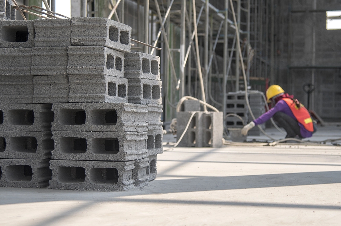 The Ultimate Guide to Precast and Site Cast Concrete: Making the Right Decision